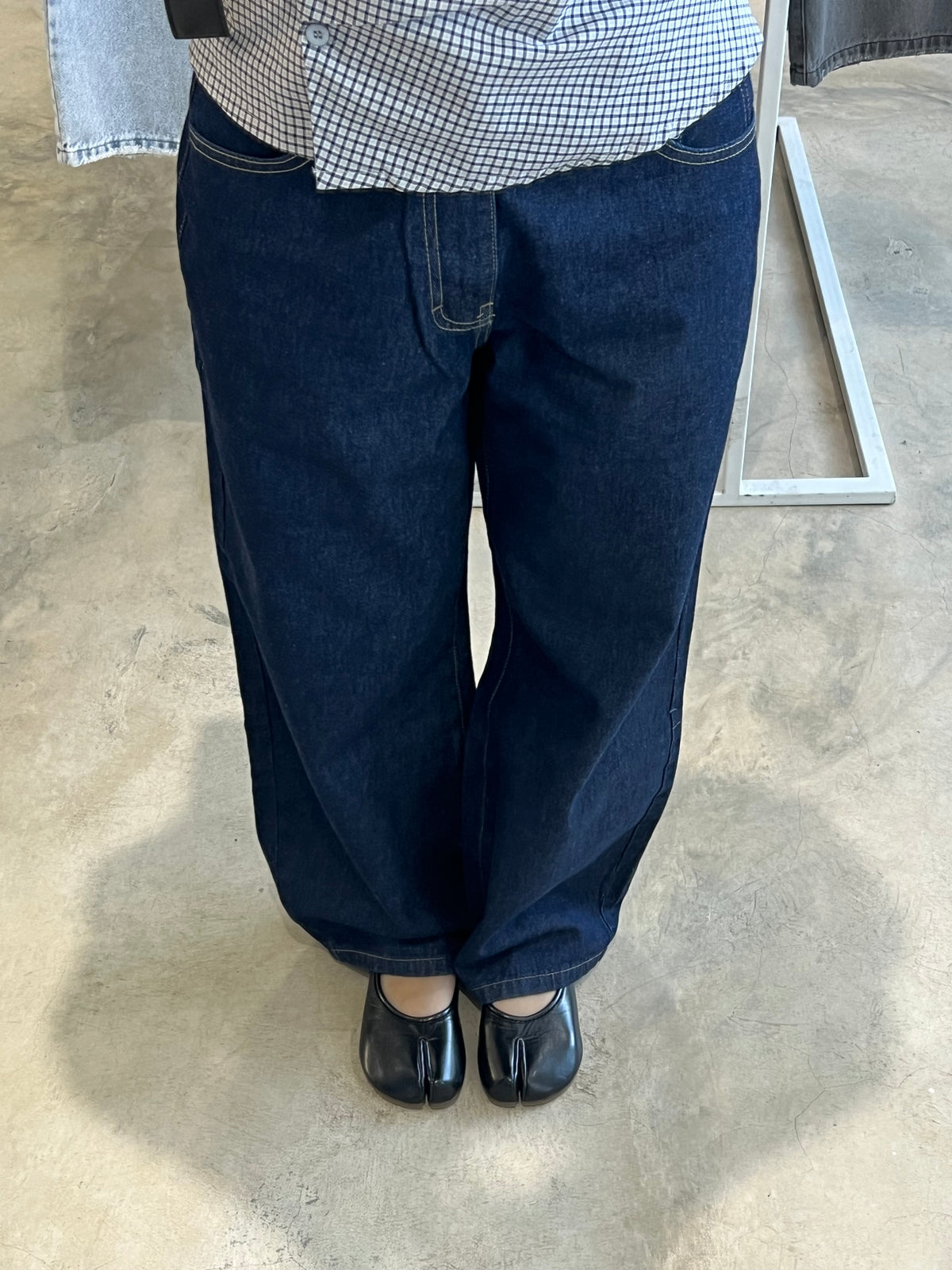 mid baggy jean - raw